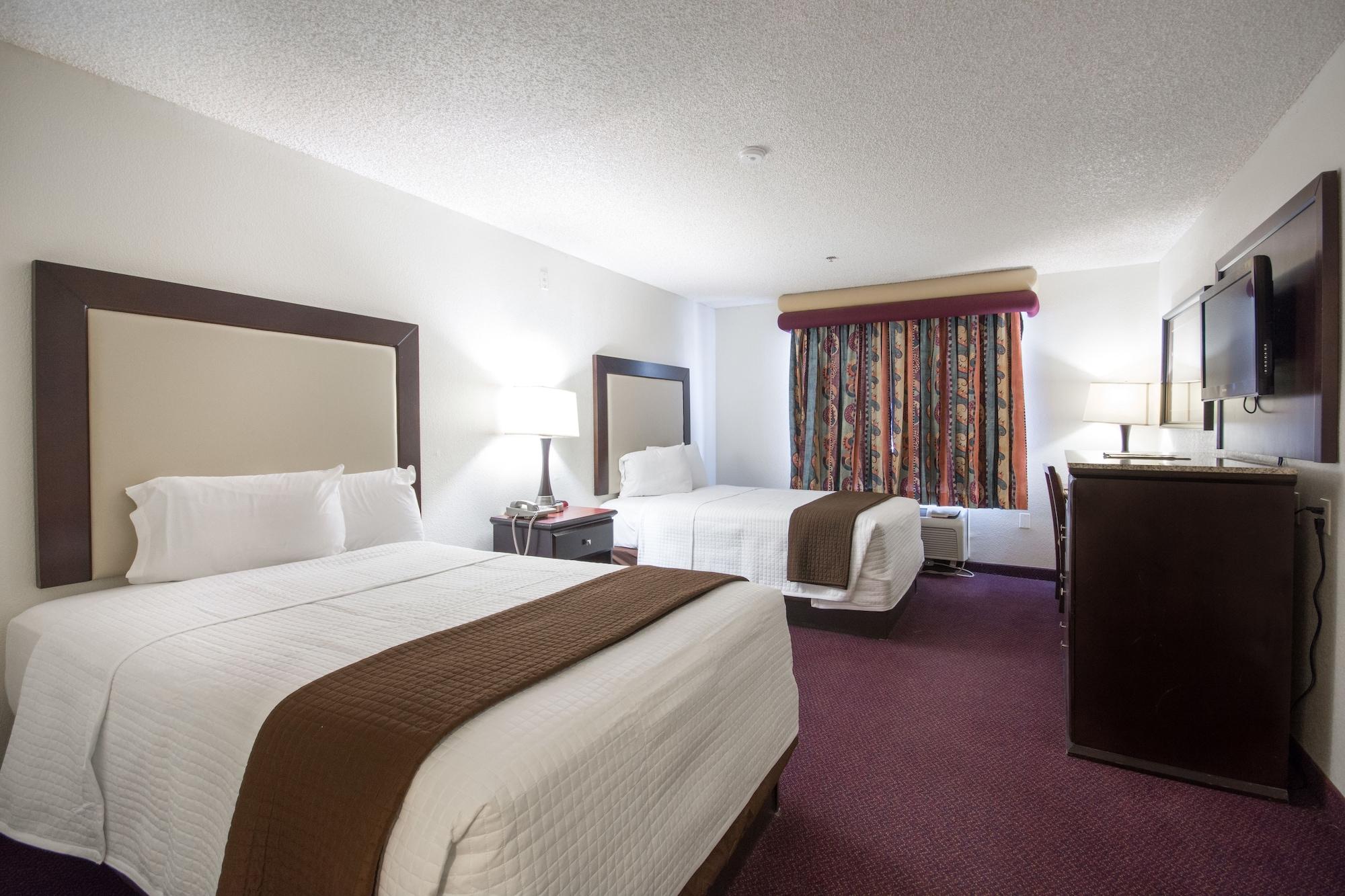 Hotel Lucky Club Casino &